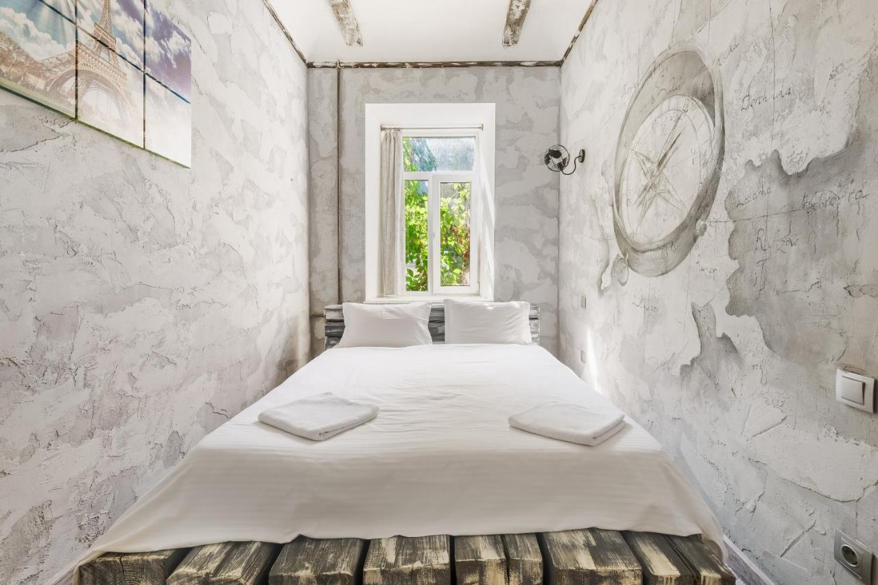 Loft On Mayakovsky 9 Odessa Ngoại thất bức ảnh