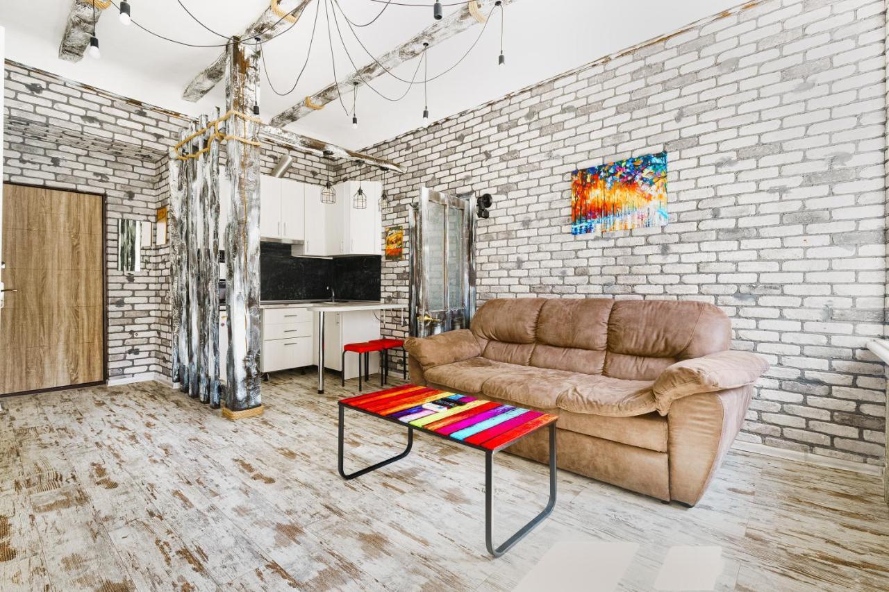 Loft On Mayakovsky 9 Odessa Ngoại thất bức ảnh